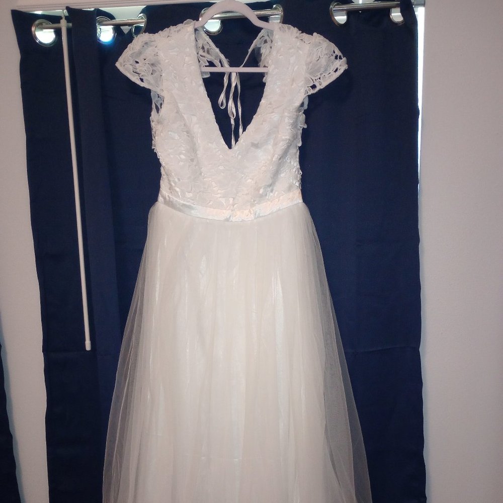 SFC White tulle wedding dress
